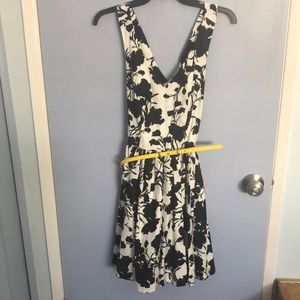 Elle black & white floral dress with yellow belt